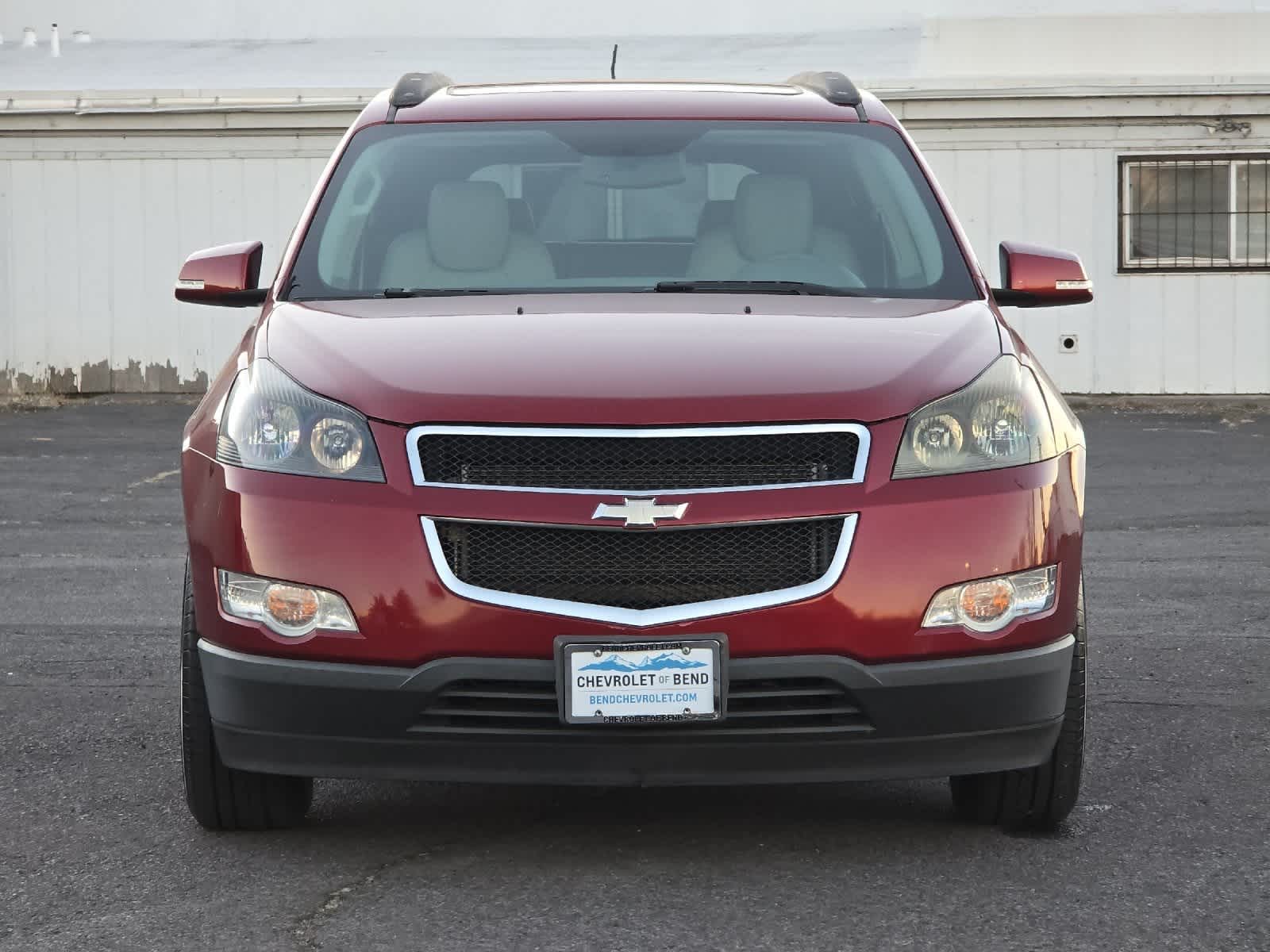 Thumbnail: 2010 Chevrolet Traverse - 10