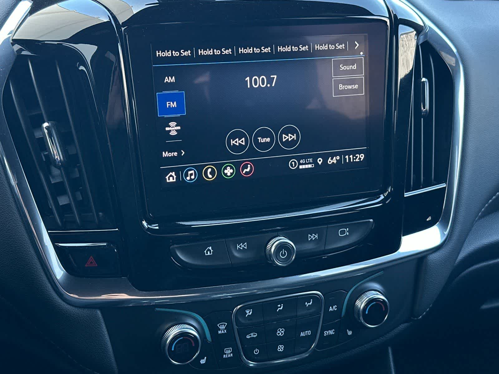 Thumbnail: 2023 Chevrolet Traverse - 19