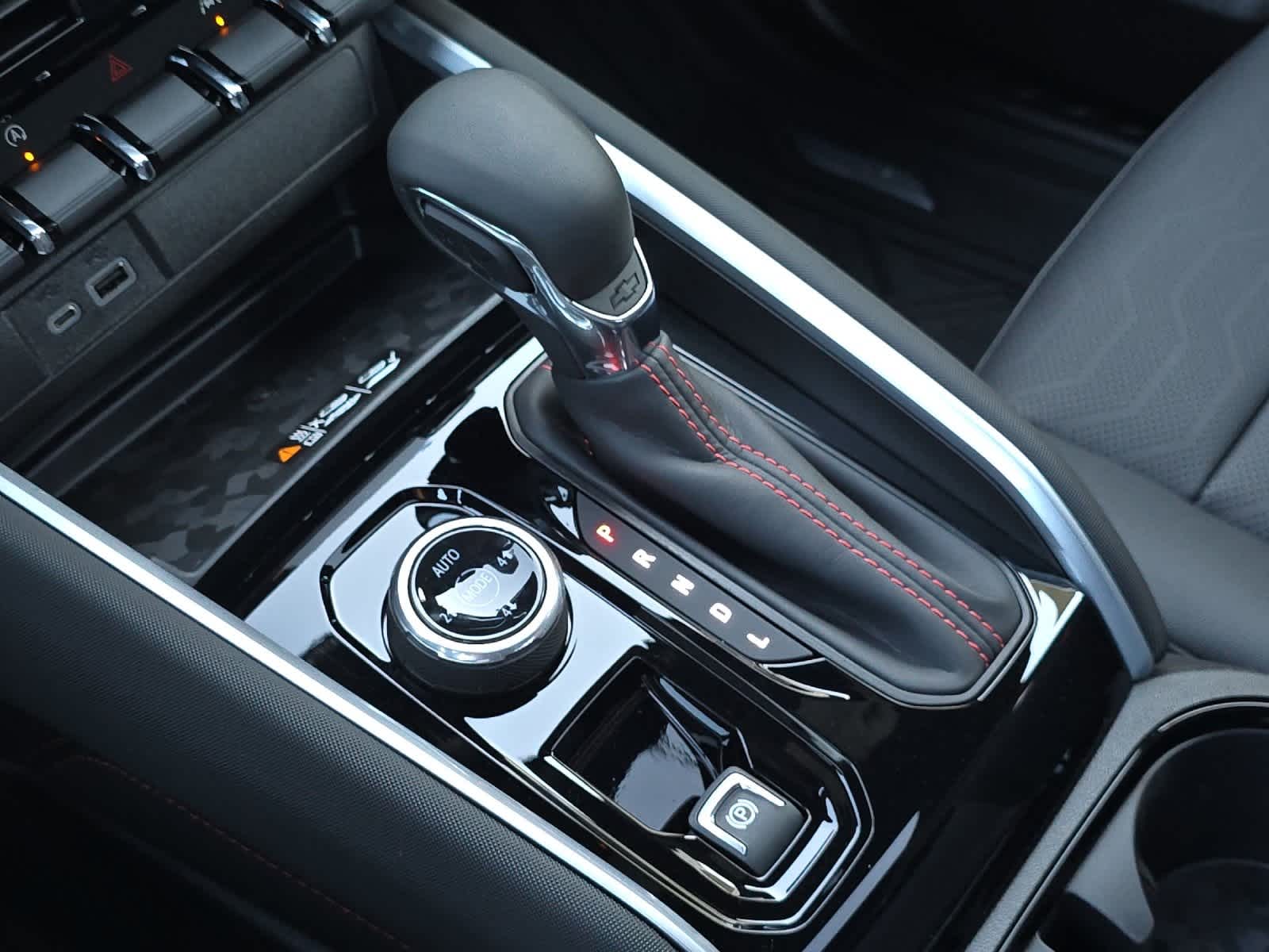 Thumbnail: 2026 Chevrolet Colorado - 21