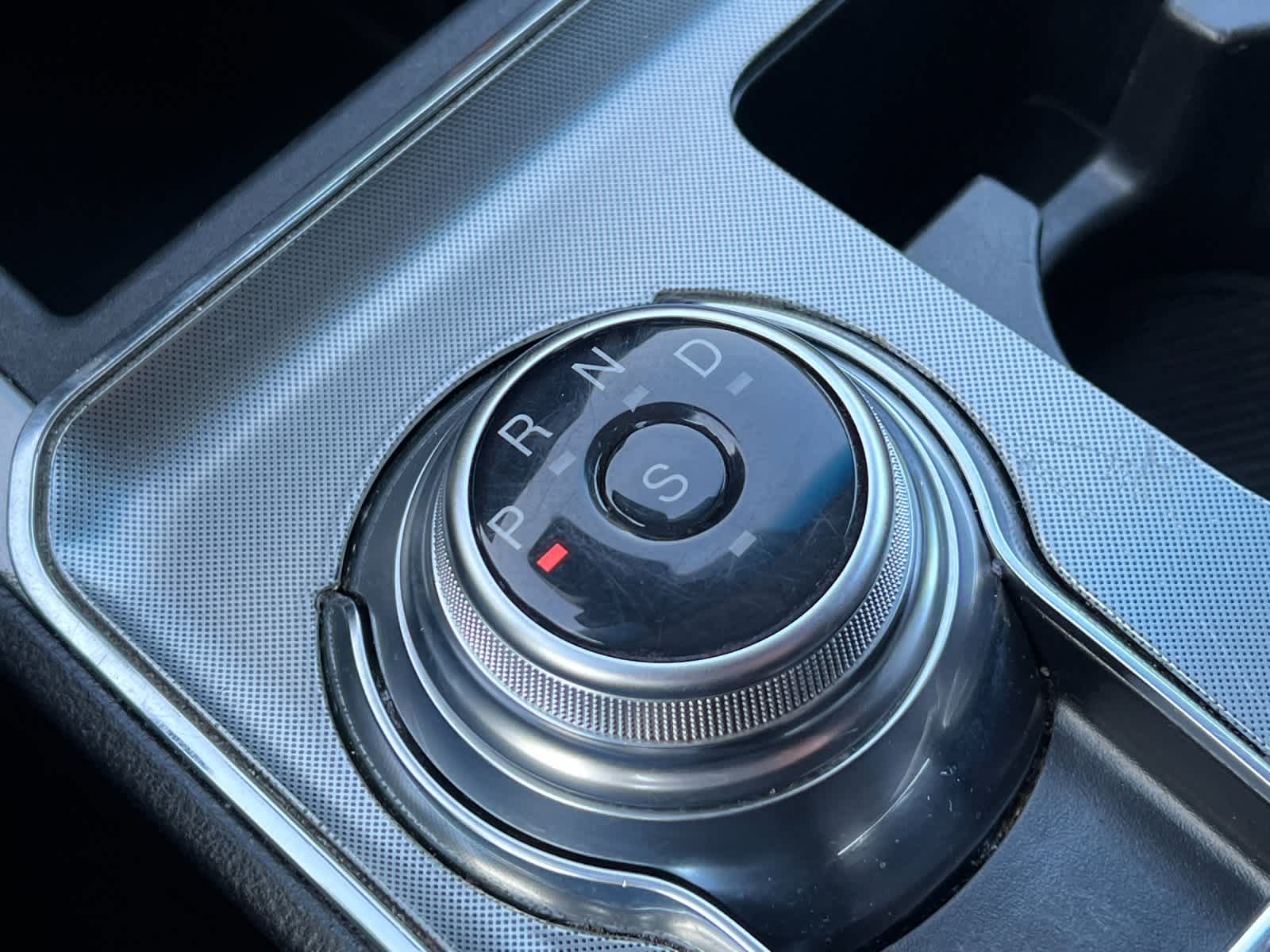 Thumbnail: 2022 Ford Edge - 21