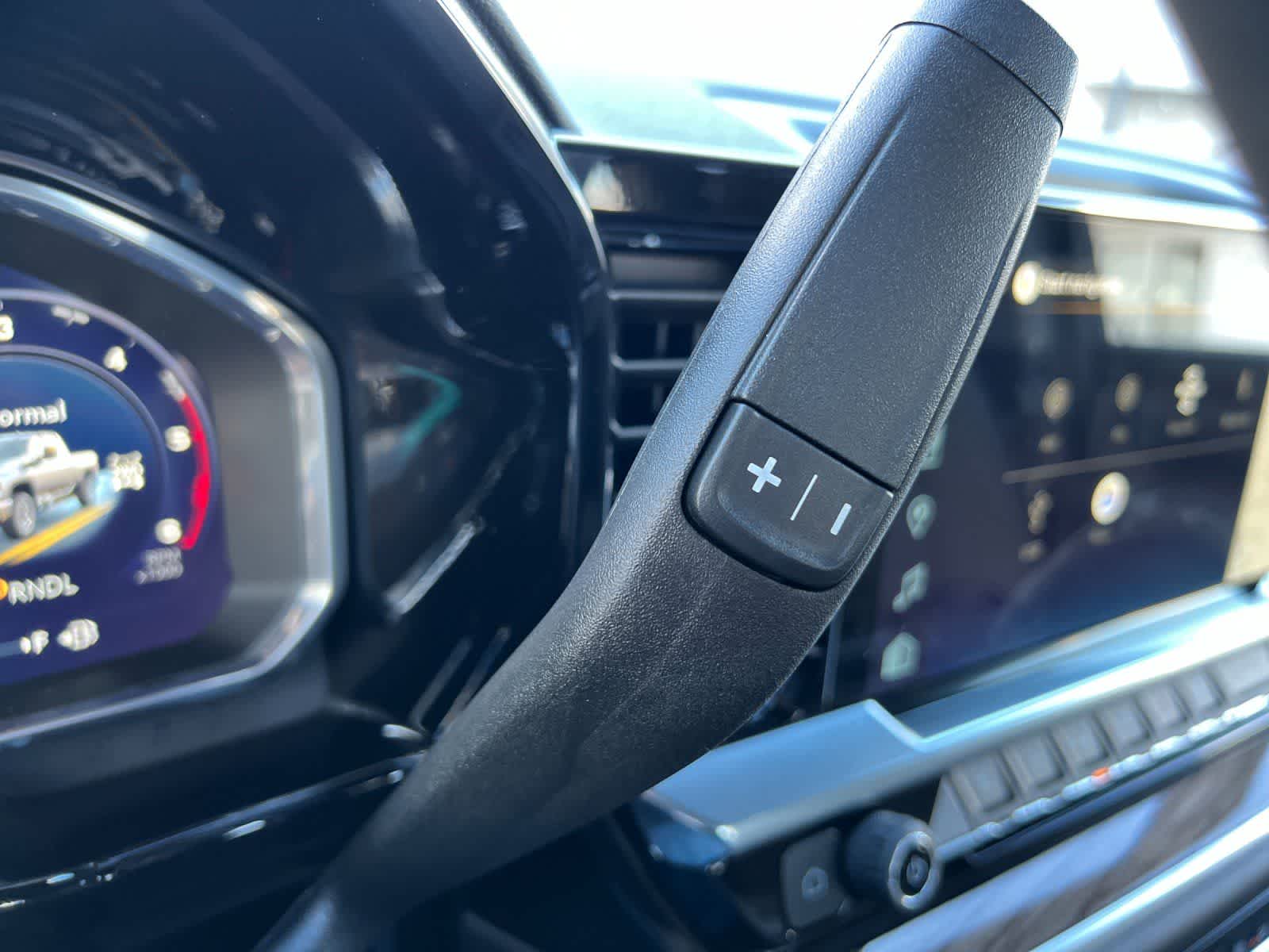 Thumbnail: 2026 Chevrolet Silverado 3500 - 21