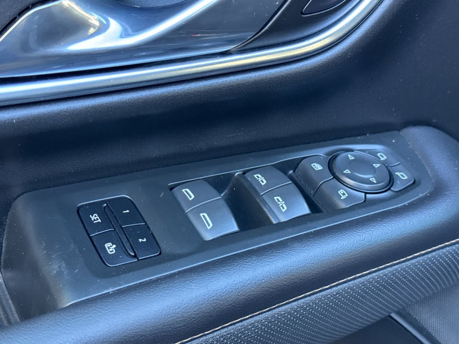 Thumbnail: 2021 GMC Yukon XL - 13