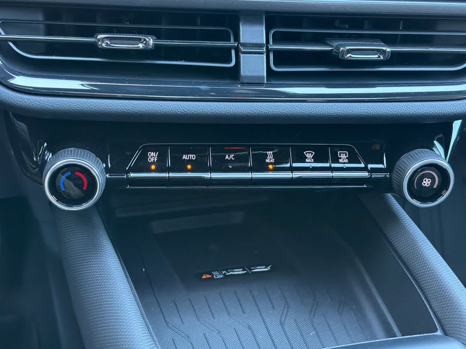 Thumbnail: 2026 Chevrolet Equinox - 21