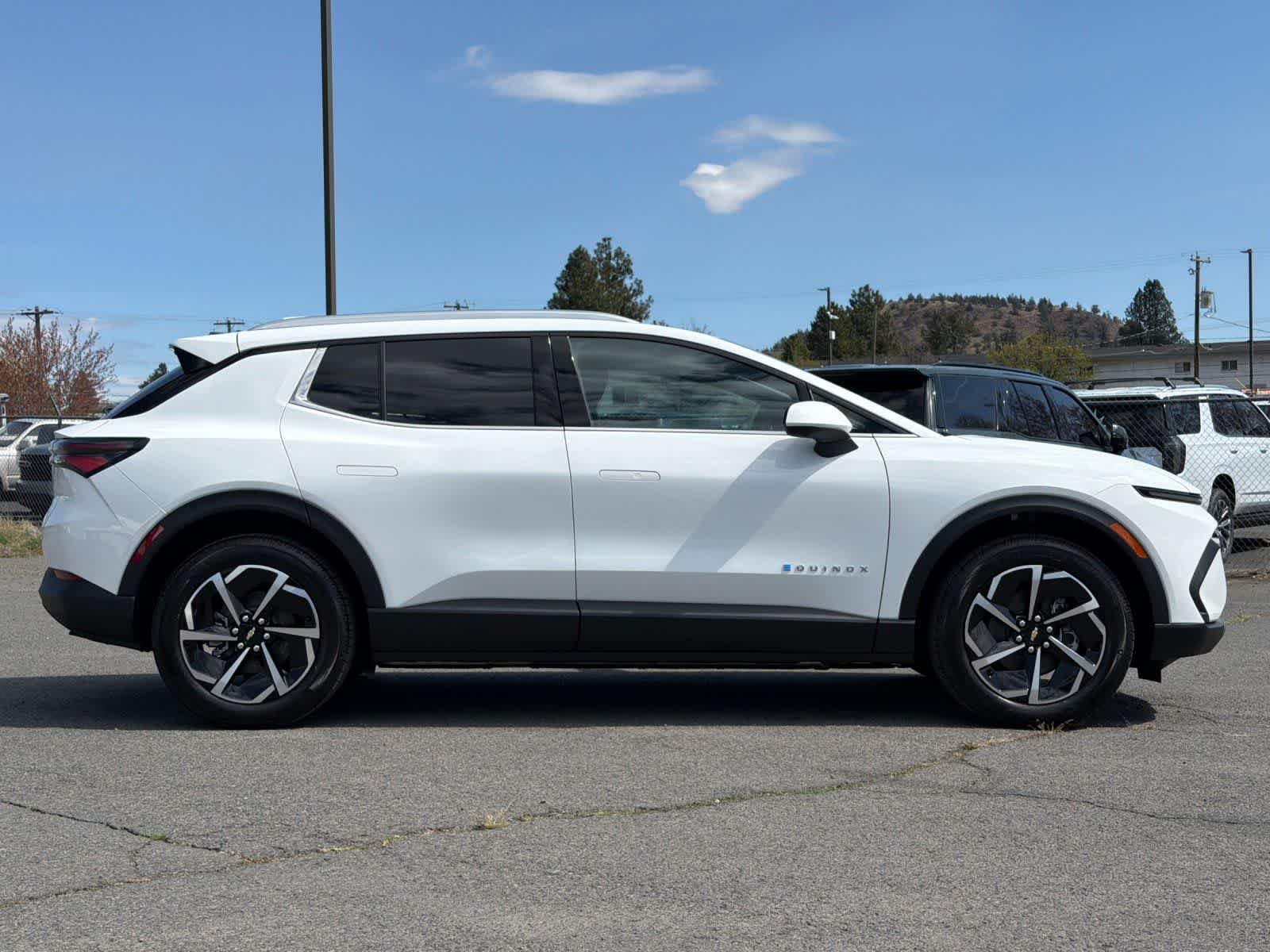 Thumbnail: 2026 Chevrolet Equinox - 8