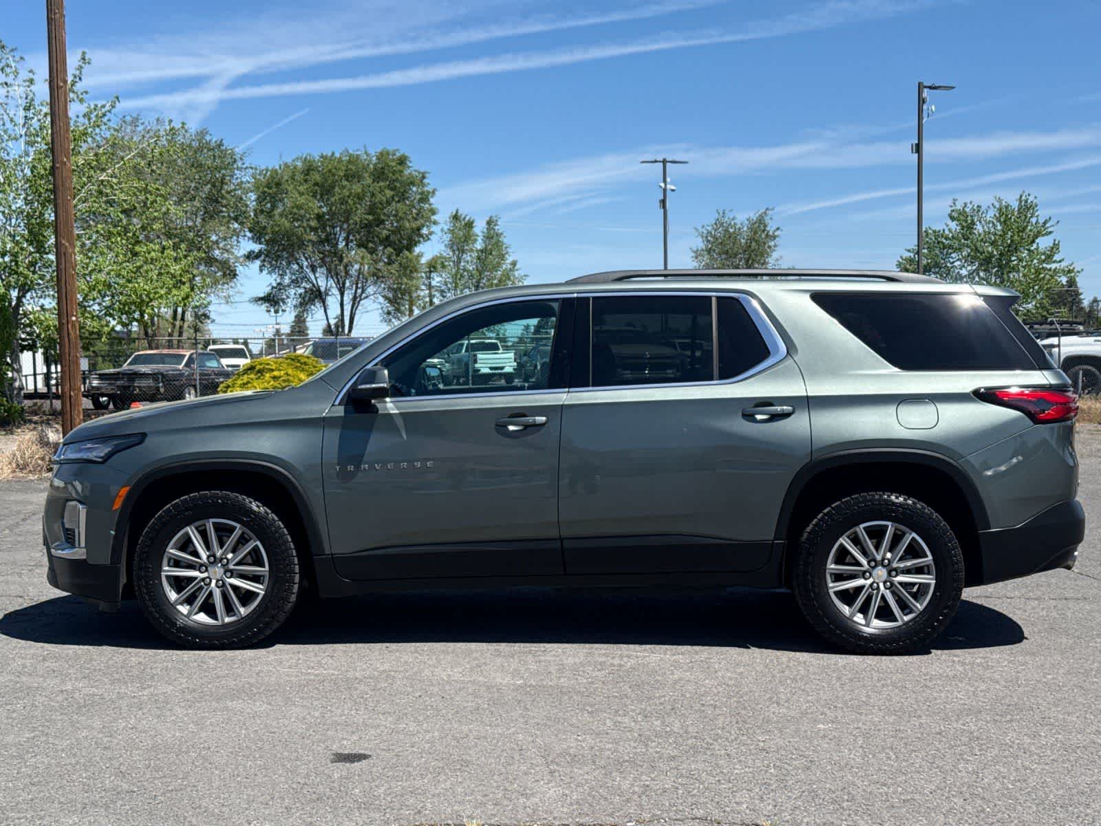Thumbnail: 2023 Chevrolet Traverse - 5
