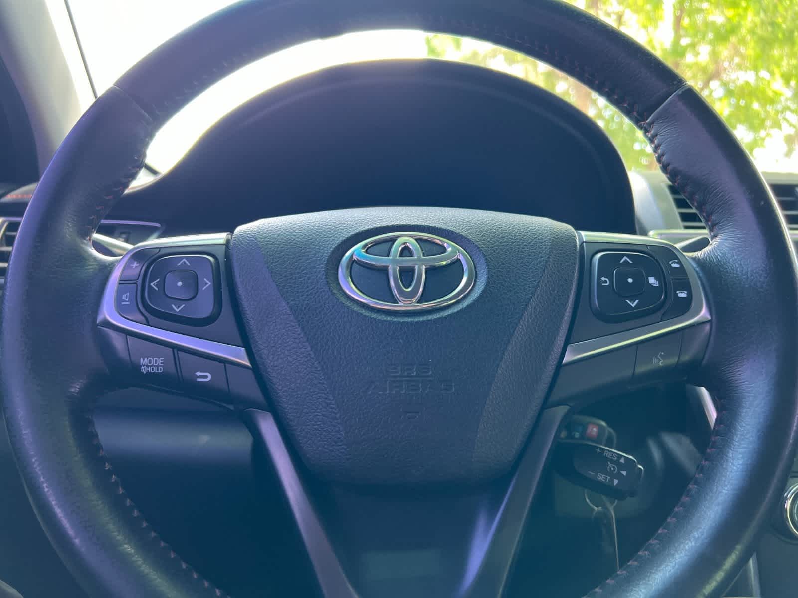 Thumbnail: 2015 Toyota Camry - 21