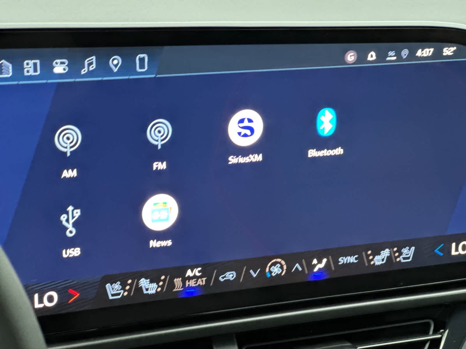 Thumbnail: 2026 Chevrolet Equinox - 18