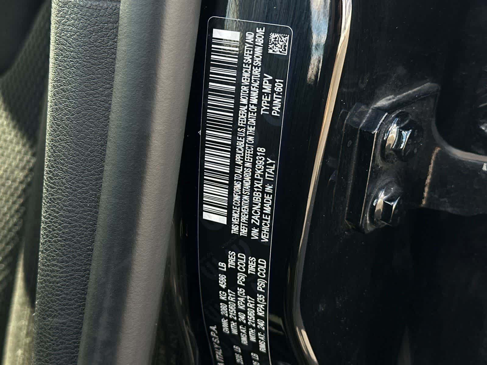 Thumbnail: 2020 Jeep Renegade - 28