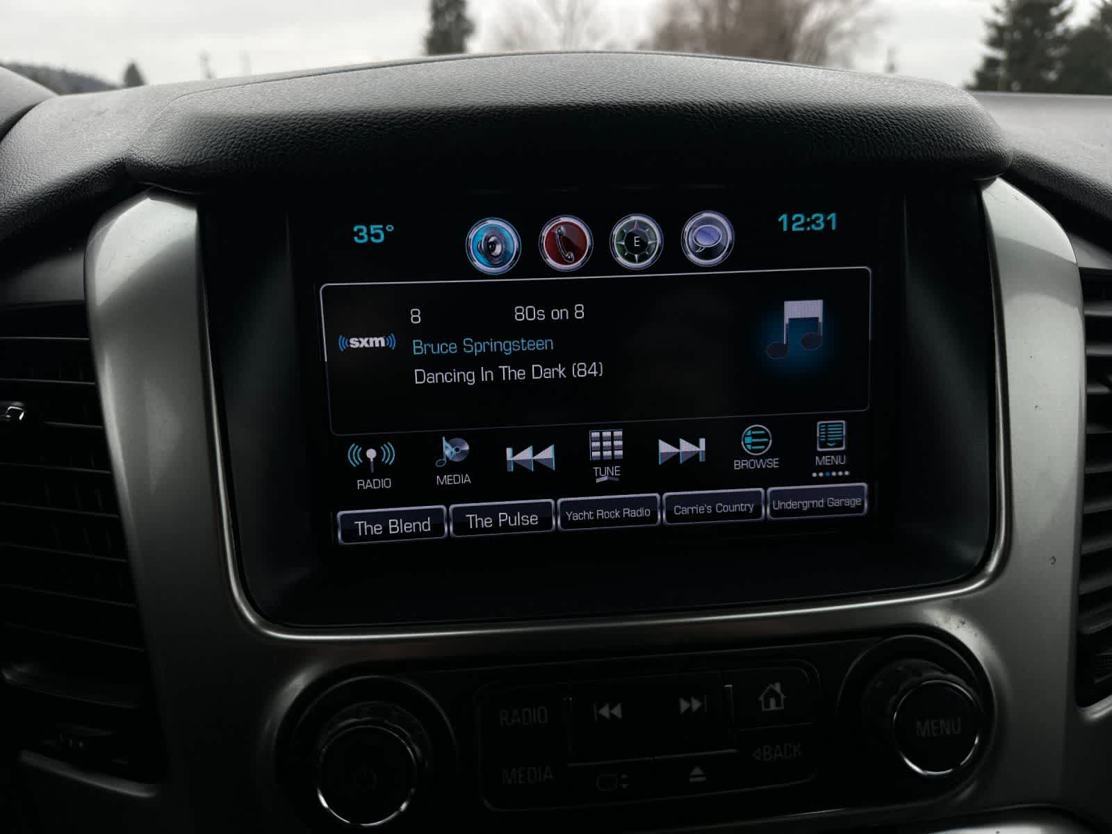 Thumbnail: 2018 Chevrolet Suburban - 11