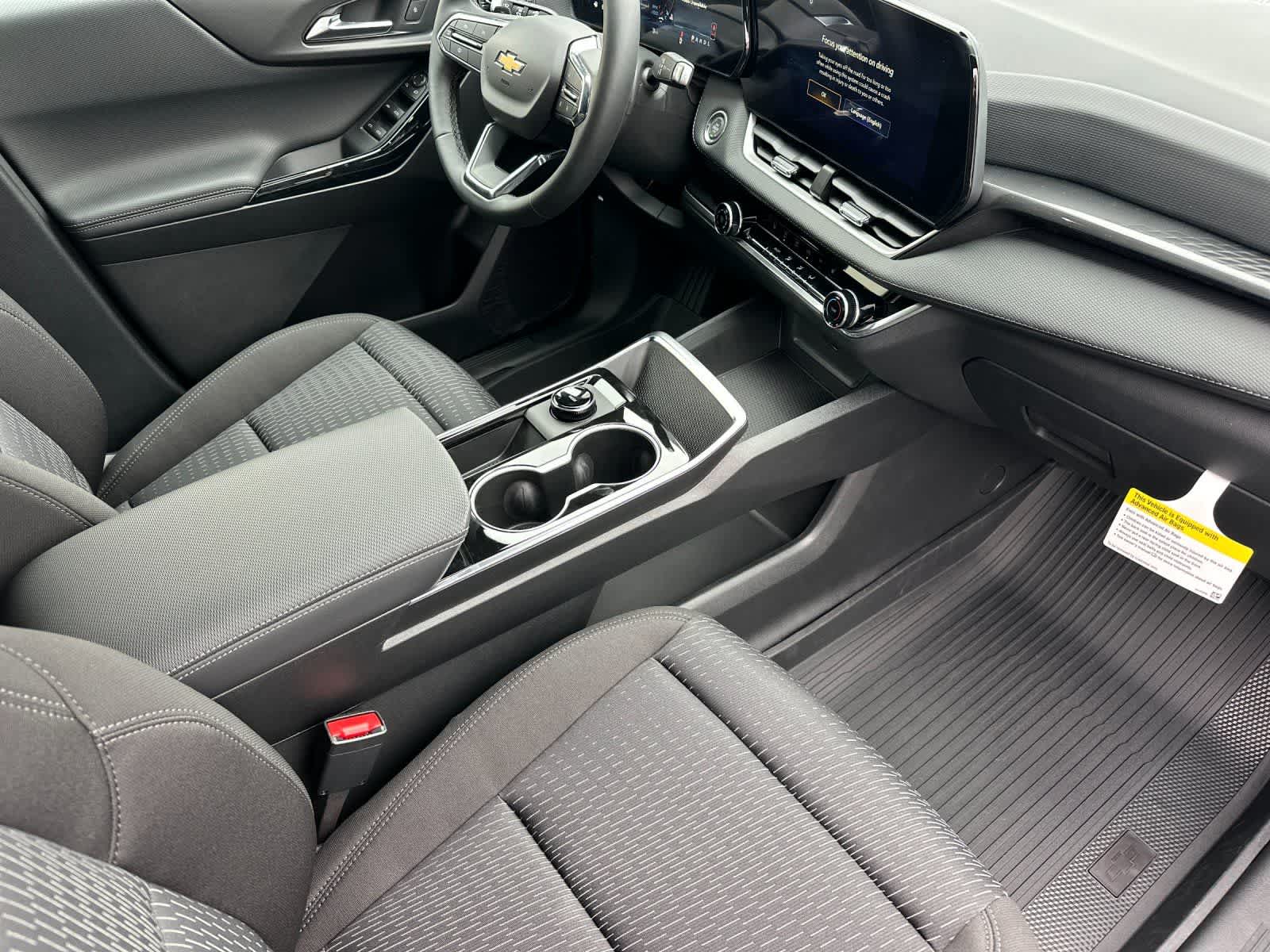 Thumbnail: 2026 Chevrolet Equinox - 16