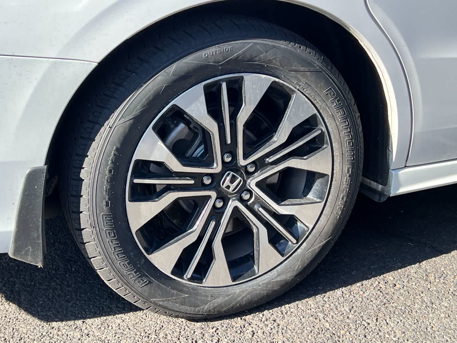 Thumbnail: 2025 Honda Odyssey - 11