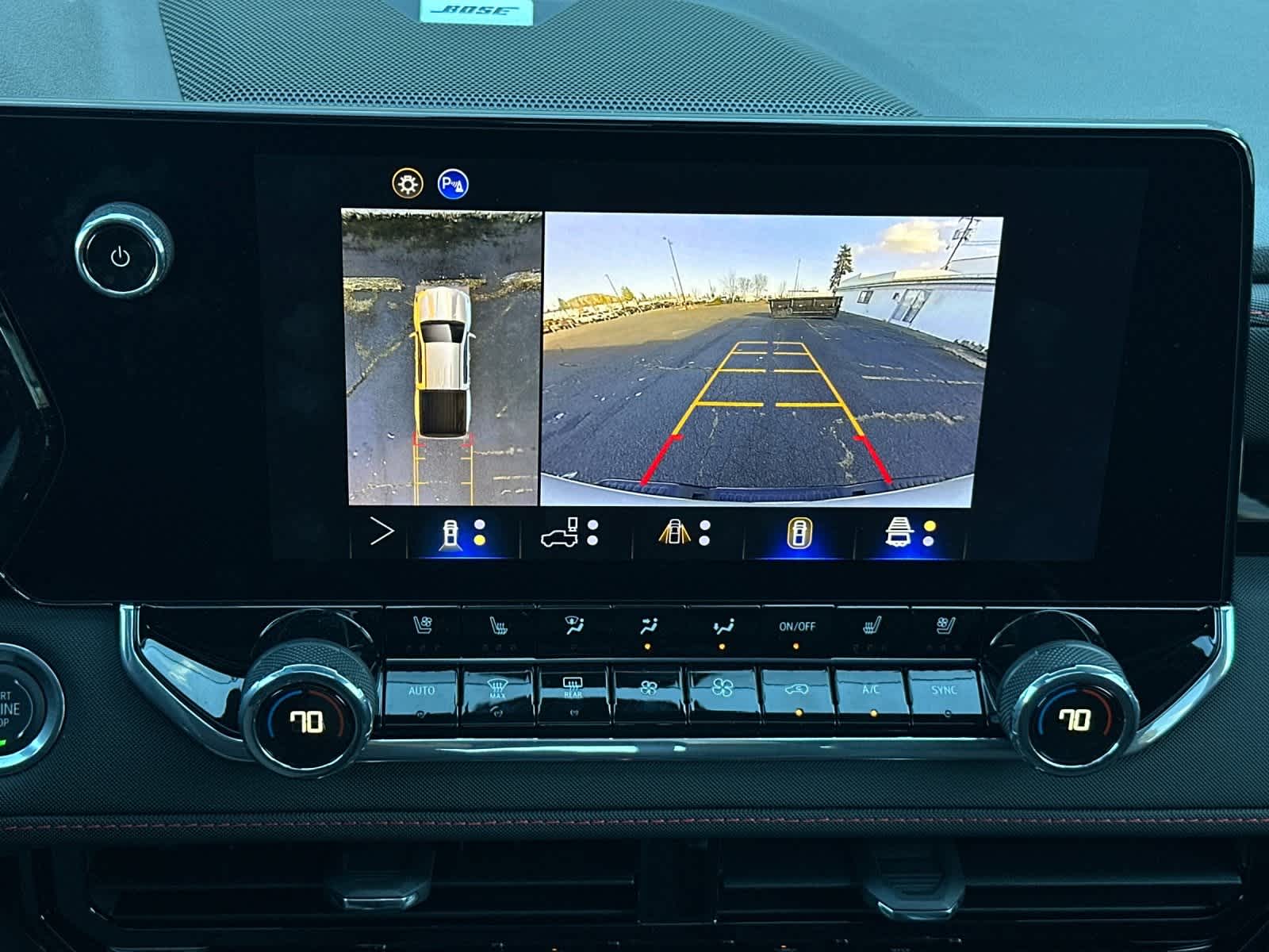 Thumbnail: 2026 Chevrolet Colorado - 19