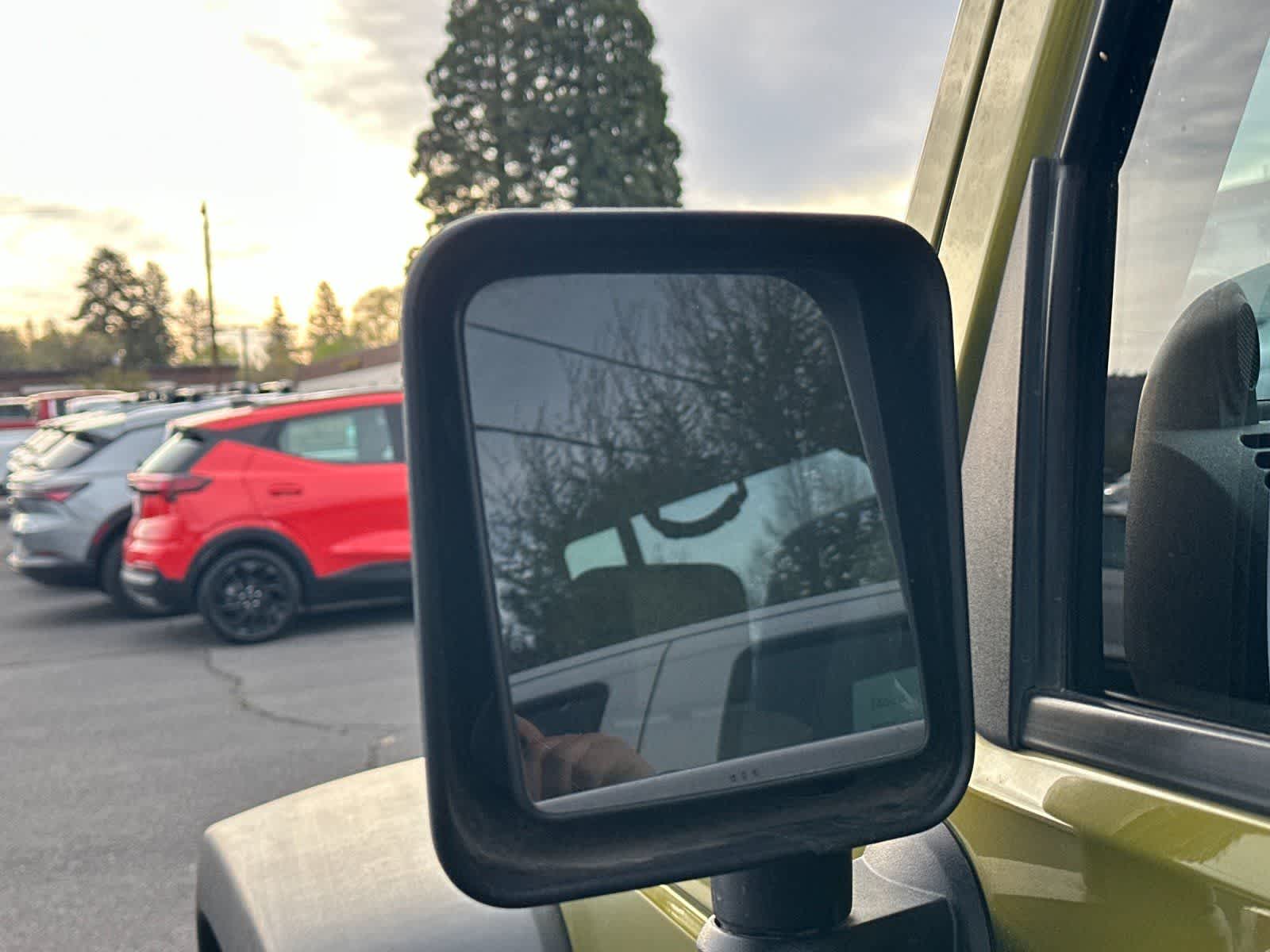 Thumbnail: 2010 Jeep Wrangler - 8