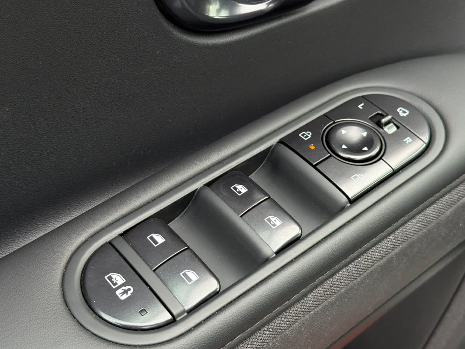 Thumbnail: 2025 Hyundai Ioniq 5 - 13