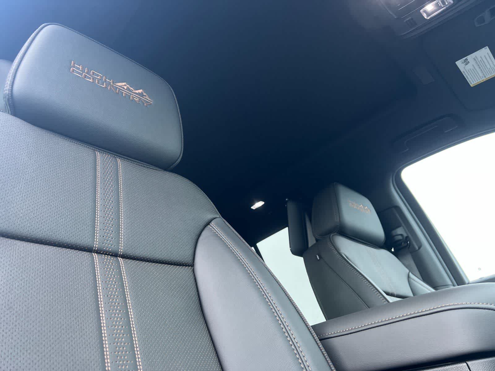 Thumbnail: 2026 Chevrolet Tahoe - 19