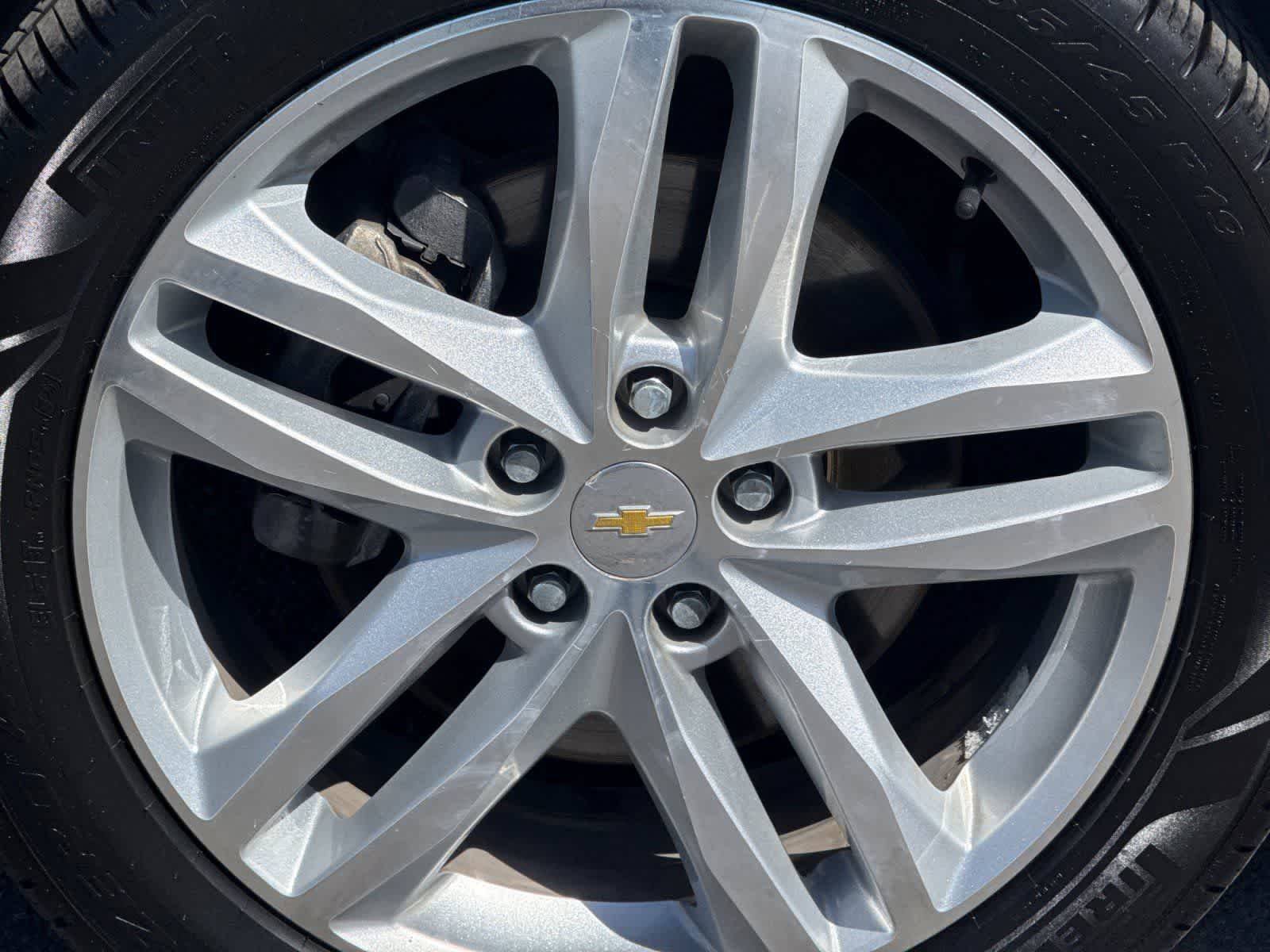 Thumbnail: 2019 Chevrolet Equinox - 26