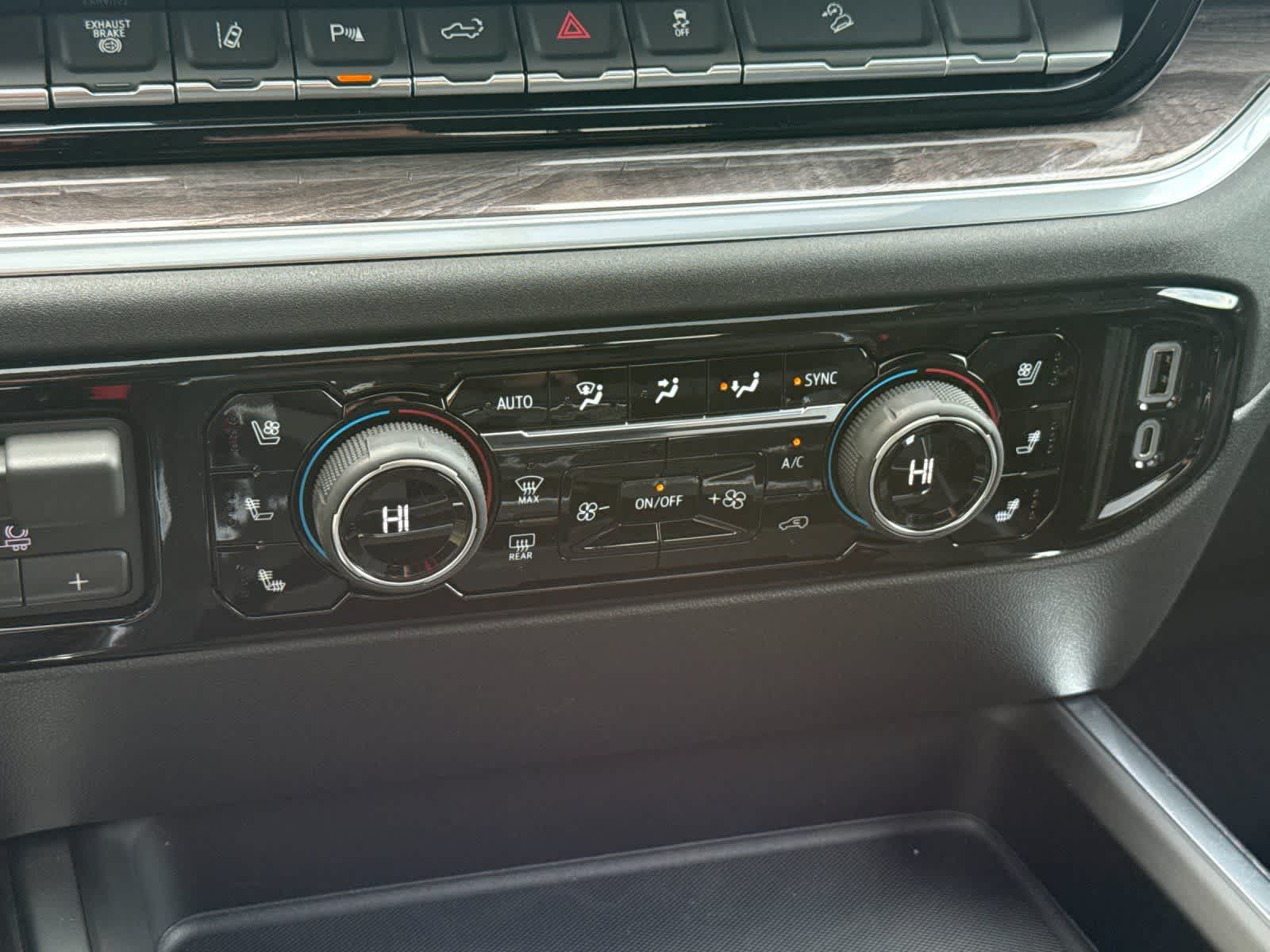 Thumbnail: 2026 Chevrolet Silverado 2500 - 20