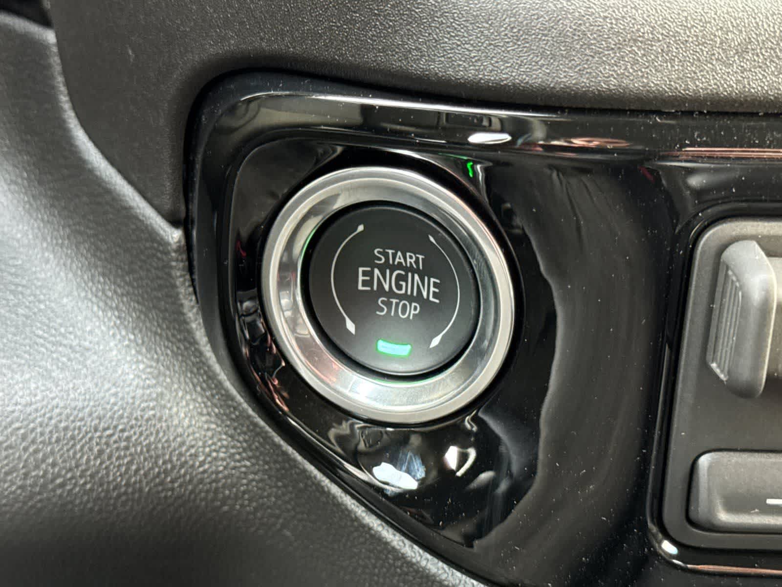 Thumbnail: 2026 Chevrolet Silverado 1500 - 22