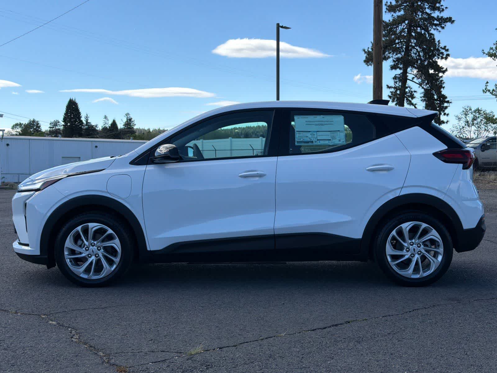 Thumbnail: 2027 Chevrolet Bolt EV - 5