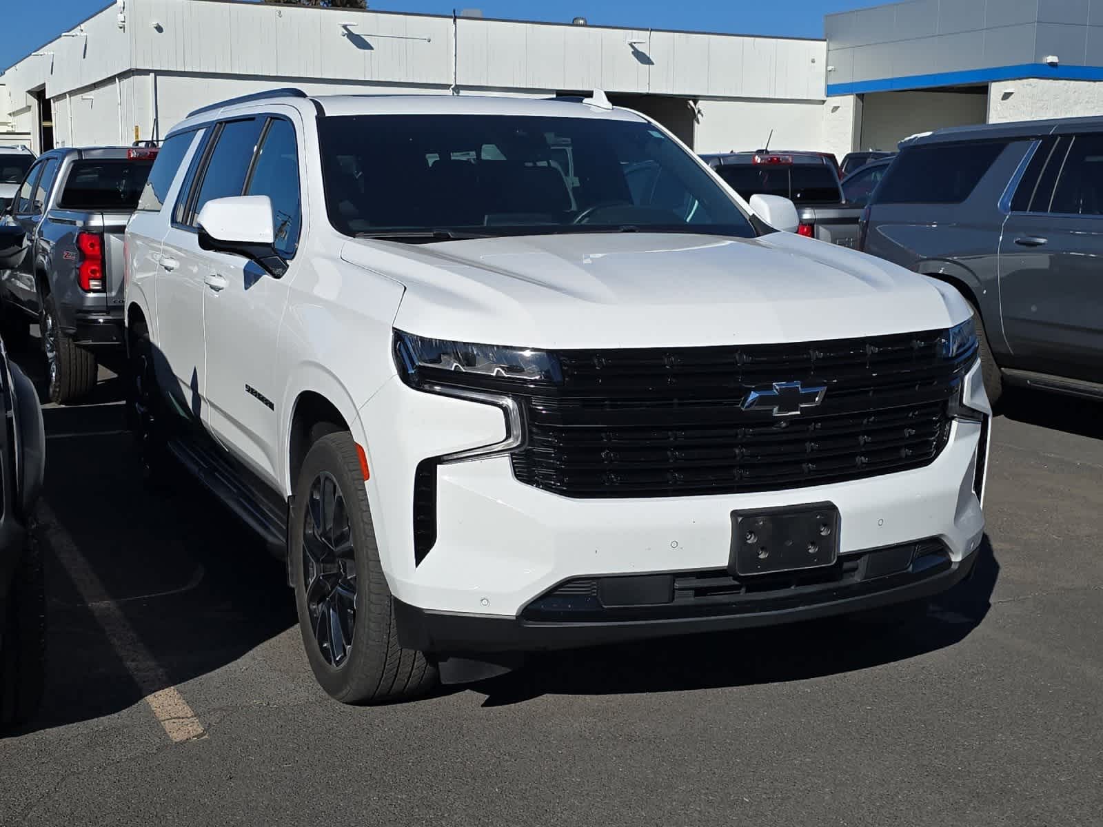 Thumbnail: 2023 Chevrolet Suburban - 5