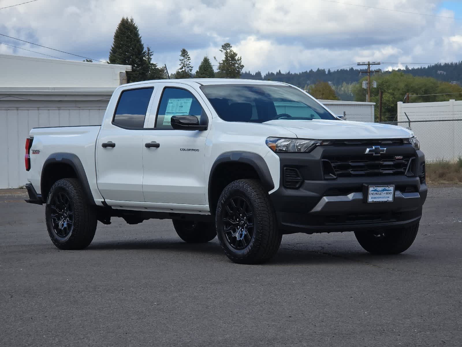 Thumbnail: 2026 Chevrolet Colorado - 9