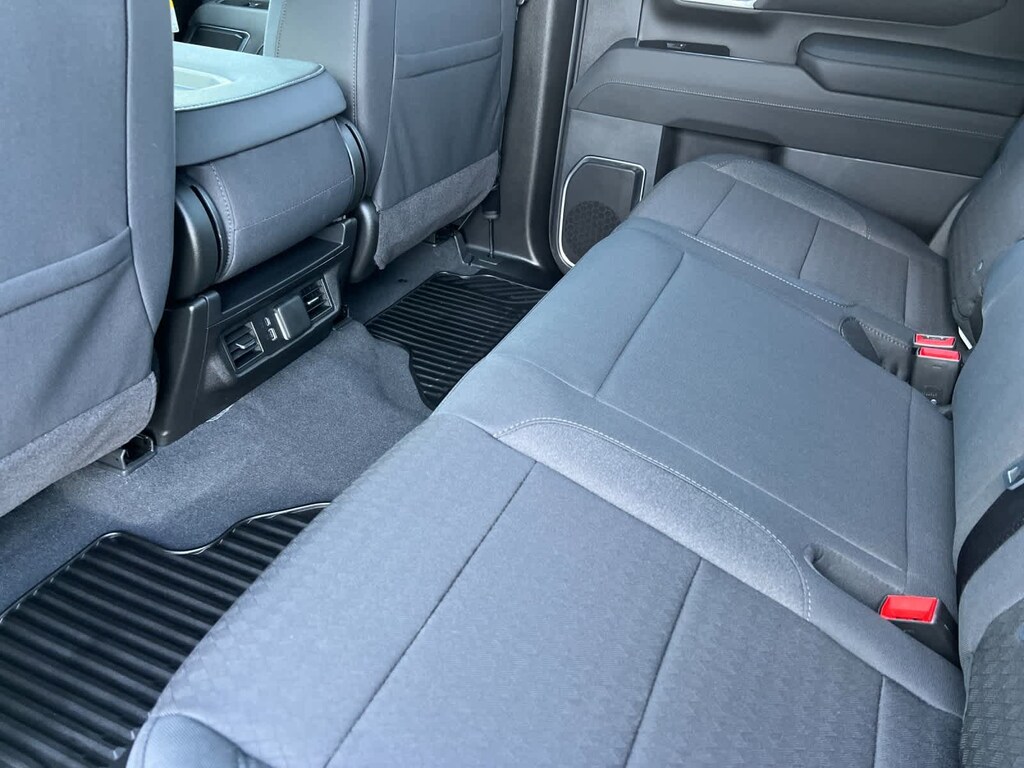 New 2026 Chevrolet Silverado 3500 HD LT Truck Crew Cab