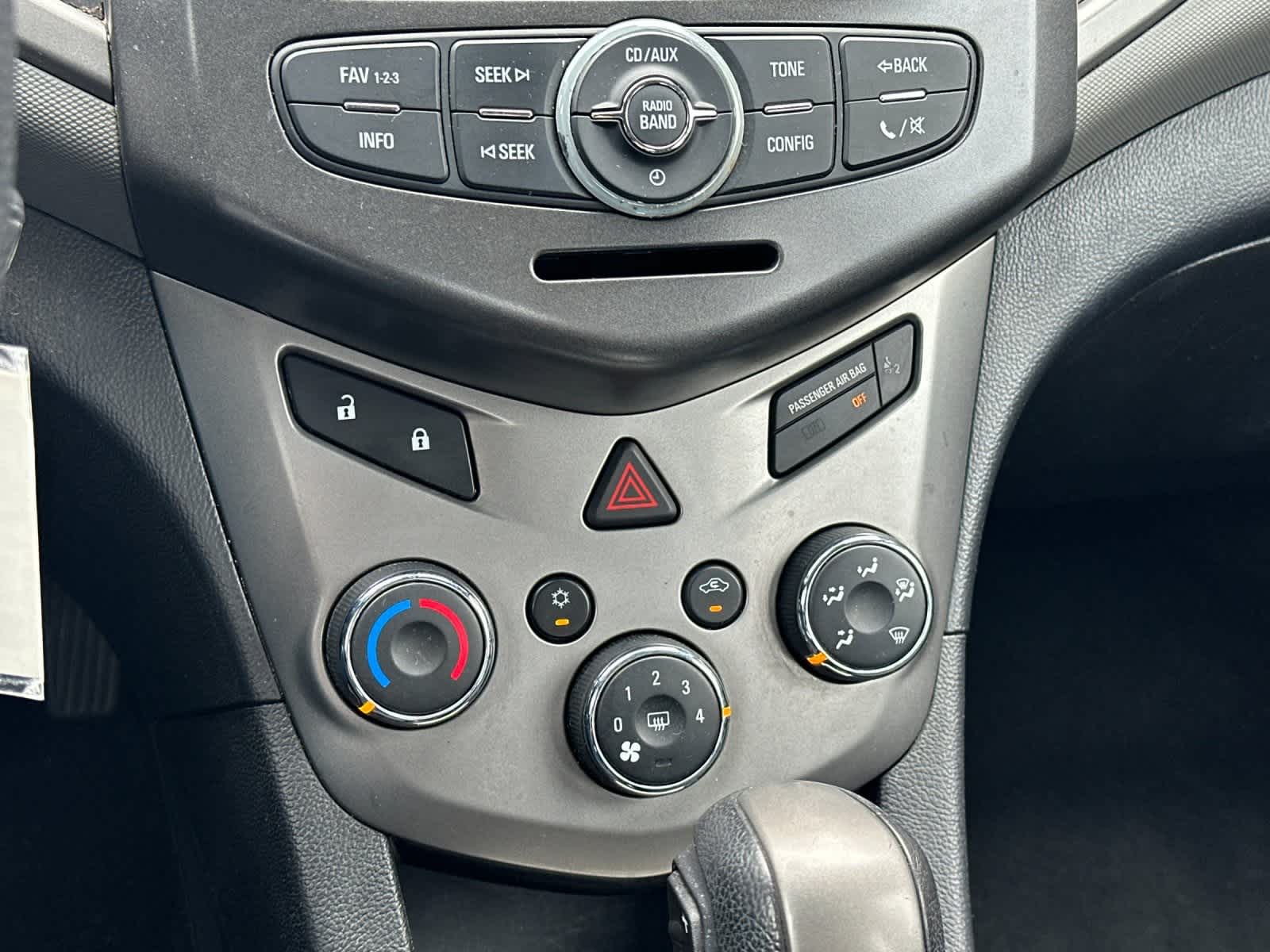 Thumbnail: 2013 Chevrolet Sonic - 18