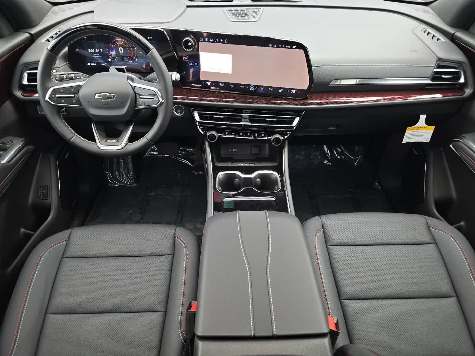 Thumbnail: 2026 Chevrolet Traverse - 3