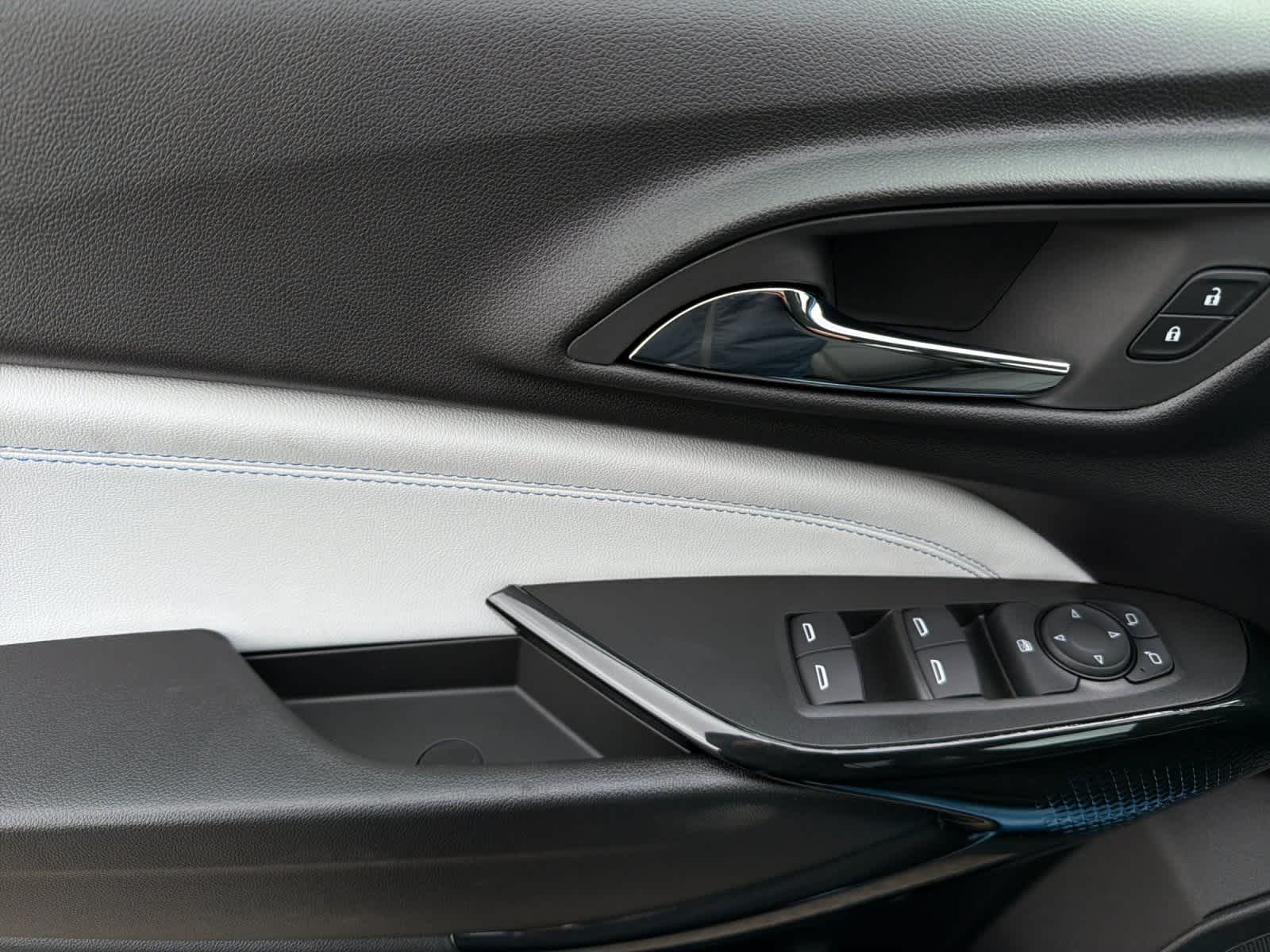 Thumbnail: 2026 Chevrolet Trax - 12