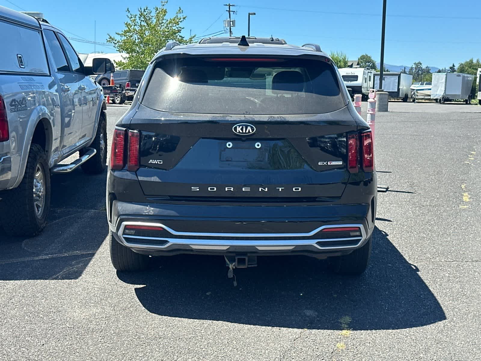 Thumbnail: 2021 Kia Sorento - 4