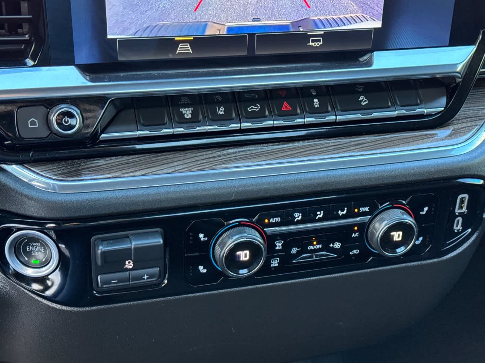 Thumbnail: 2024 Chevrolet Silverado 3500 - 18