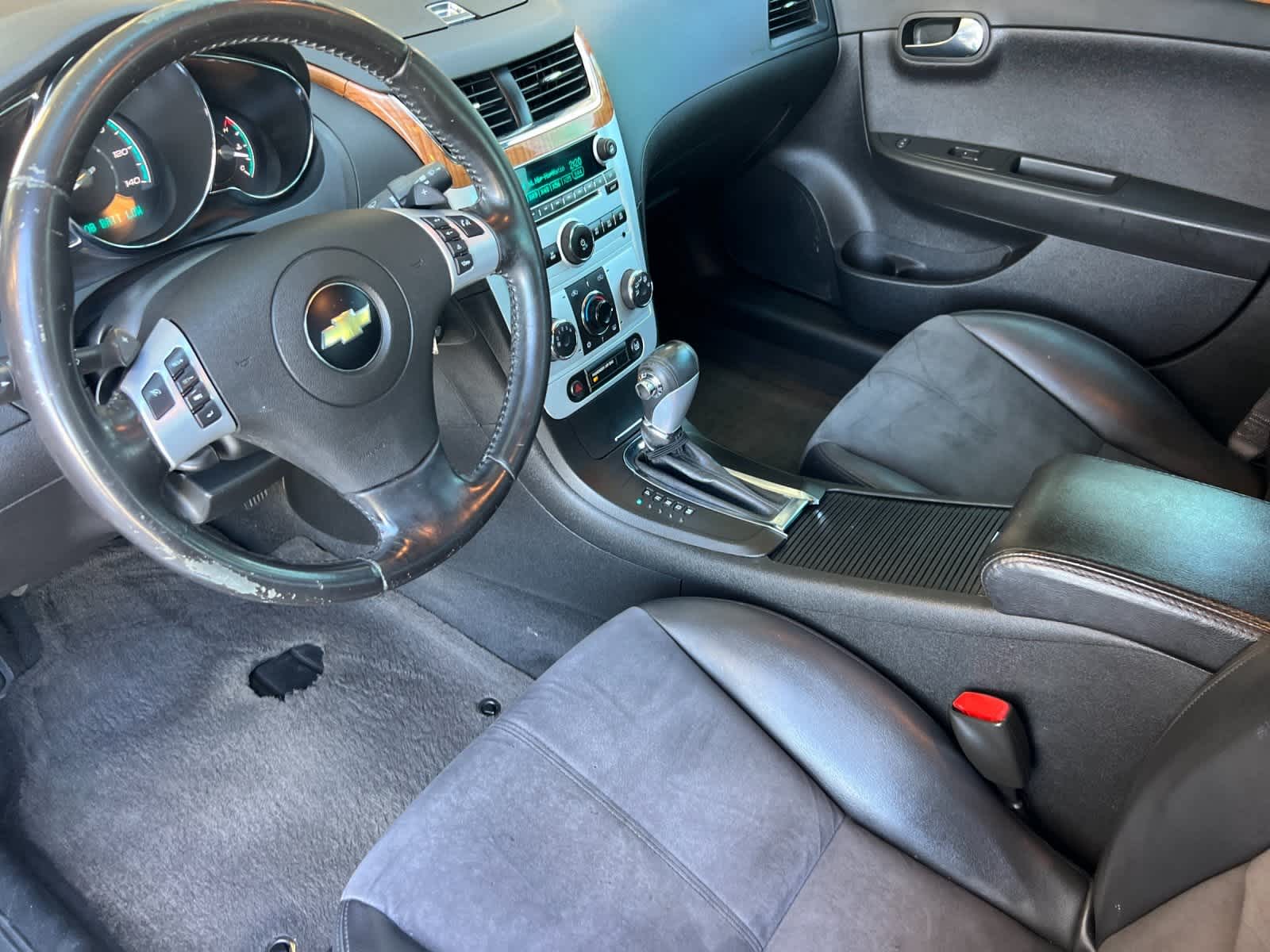 Thumbnail: 2009 Chevrolet Malibu - 11