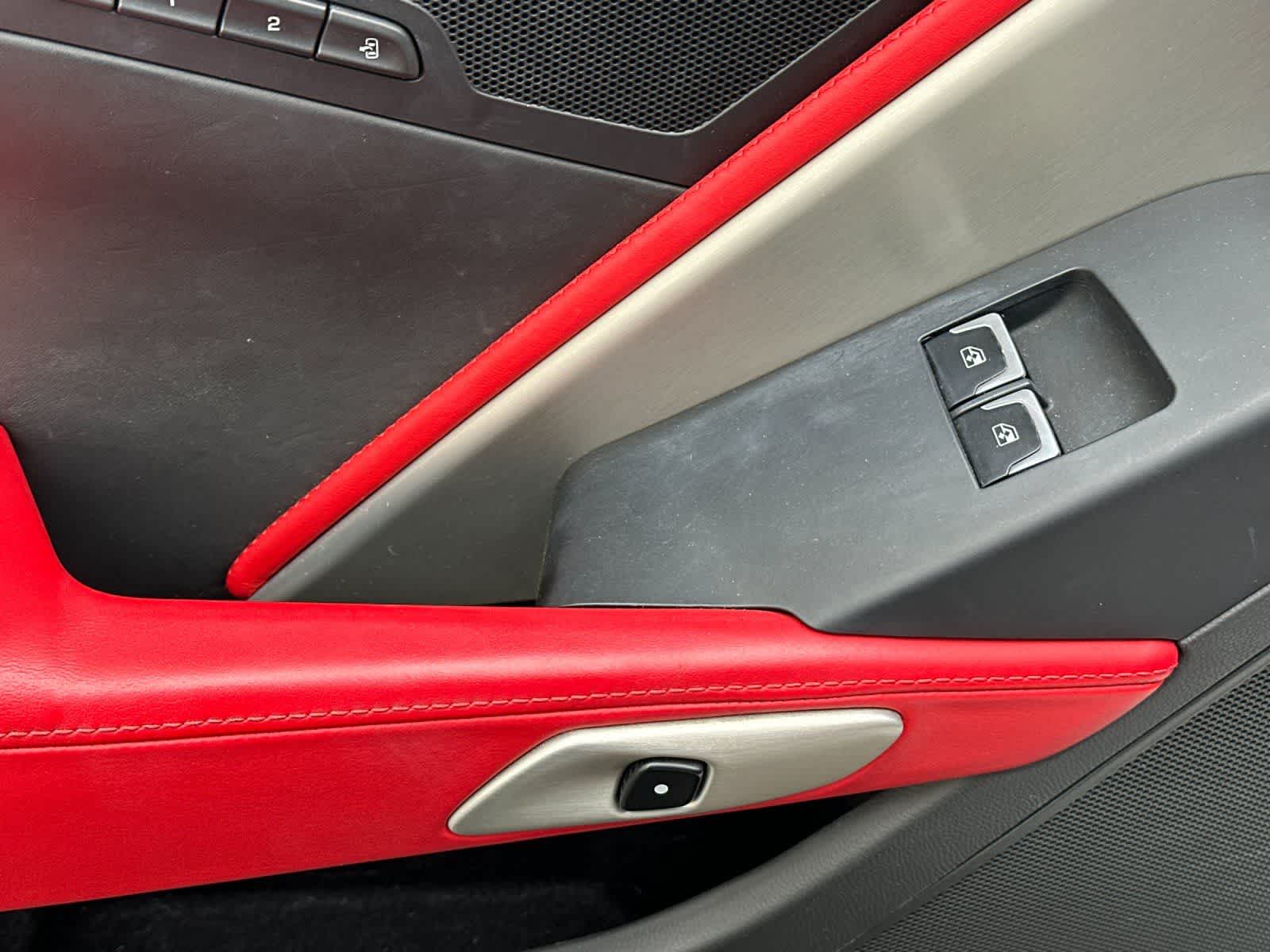 Thumbnail: 2015 Chevrolet Corvette - 11