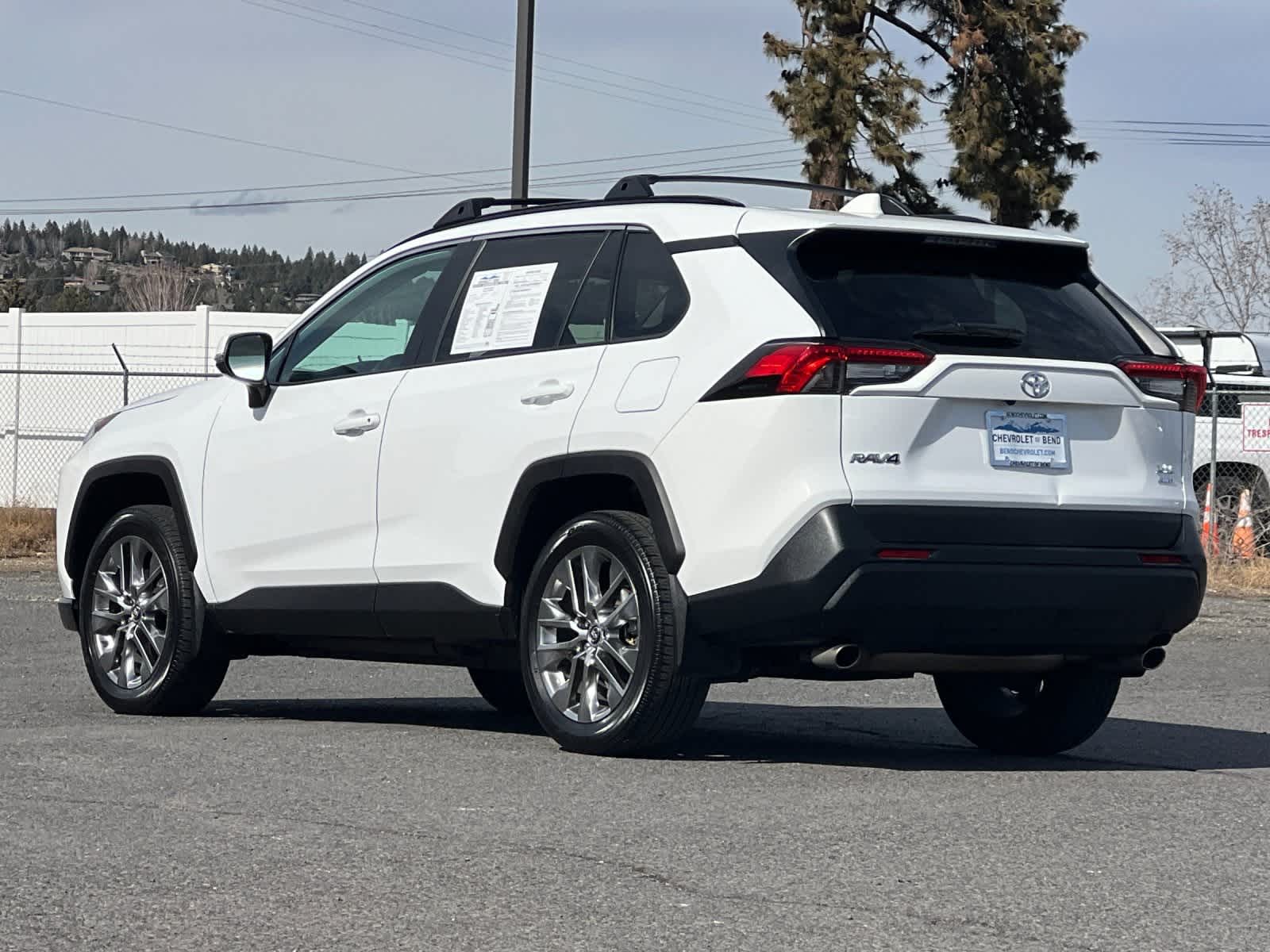 Thumbnail: 2020 Toyota RAV4 - 6