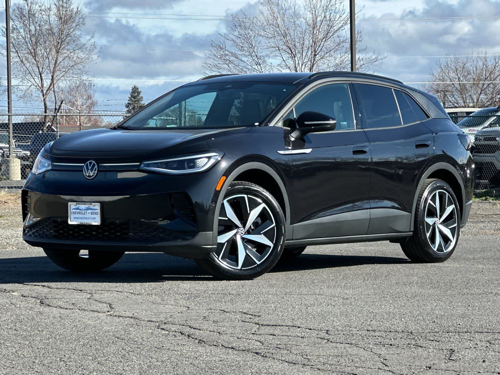 Thumbnail: 2023 Volkswagen ID.4 - 1