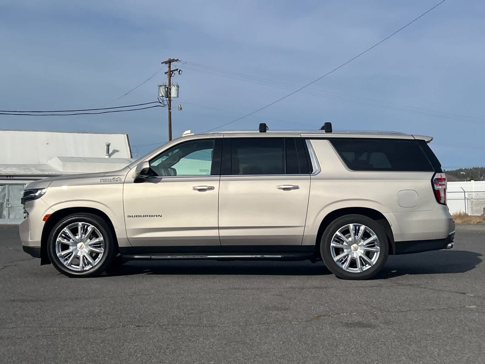 Thumbnail: 2023 Chevrolet Suburban - 5