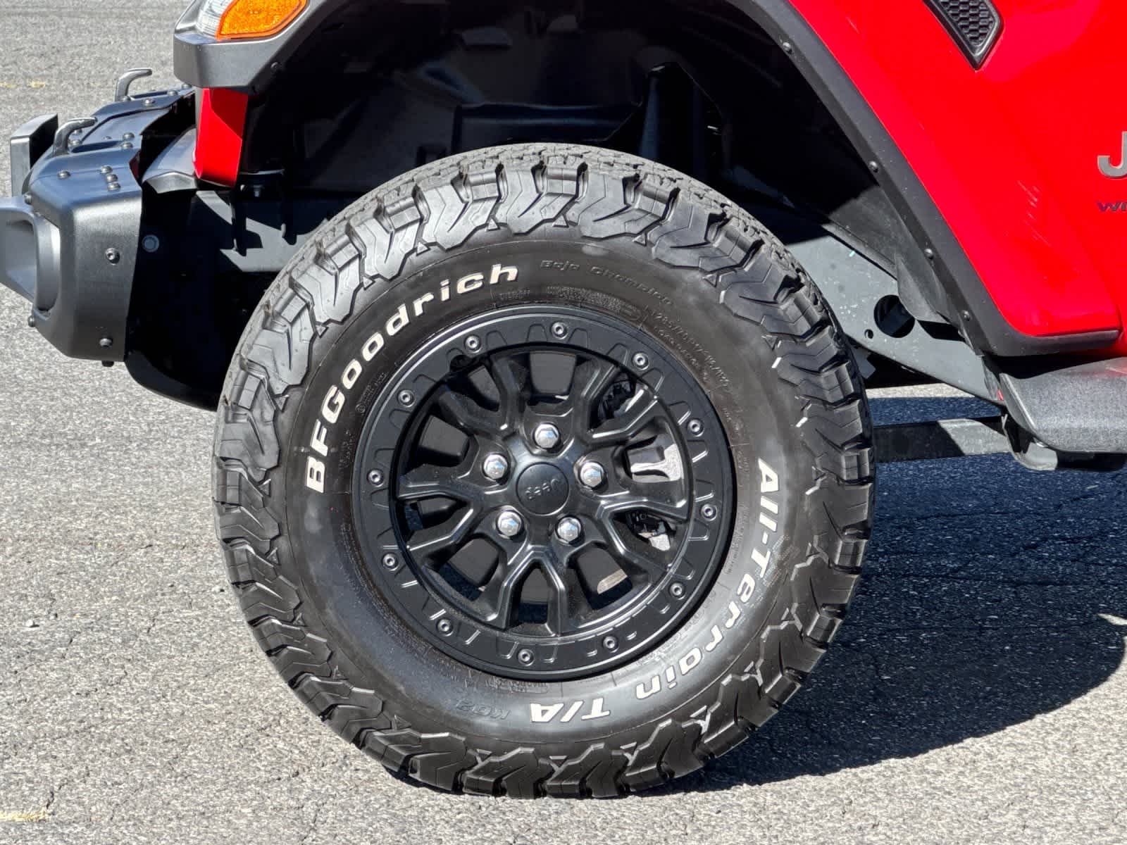 Thumbnail: 2023 Jeep Wrangler - 27