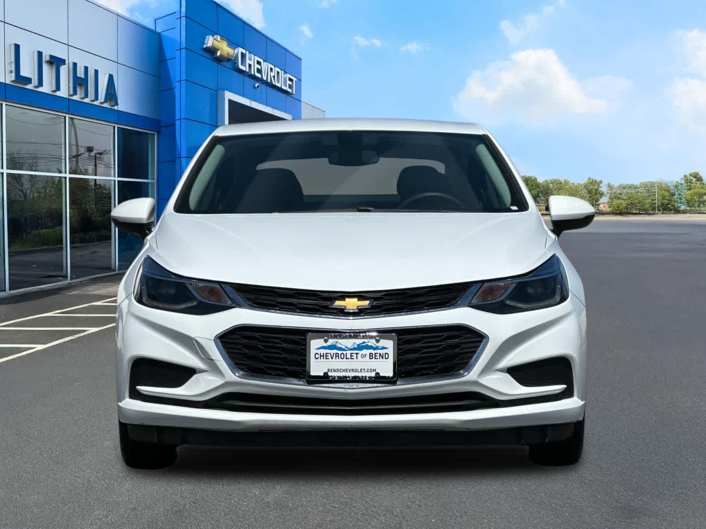Thumbnail: 2017 Chevrolet Cruze - 10