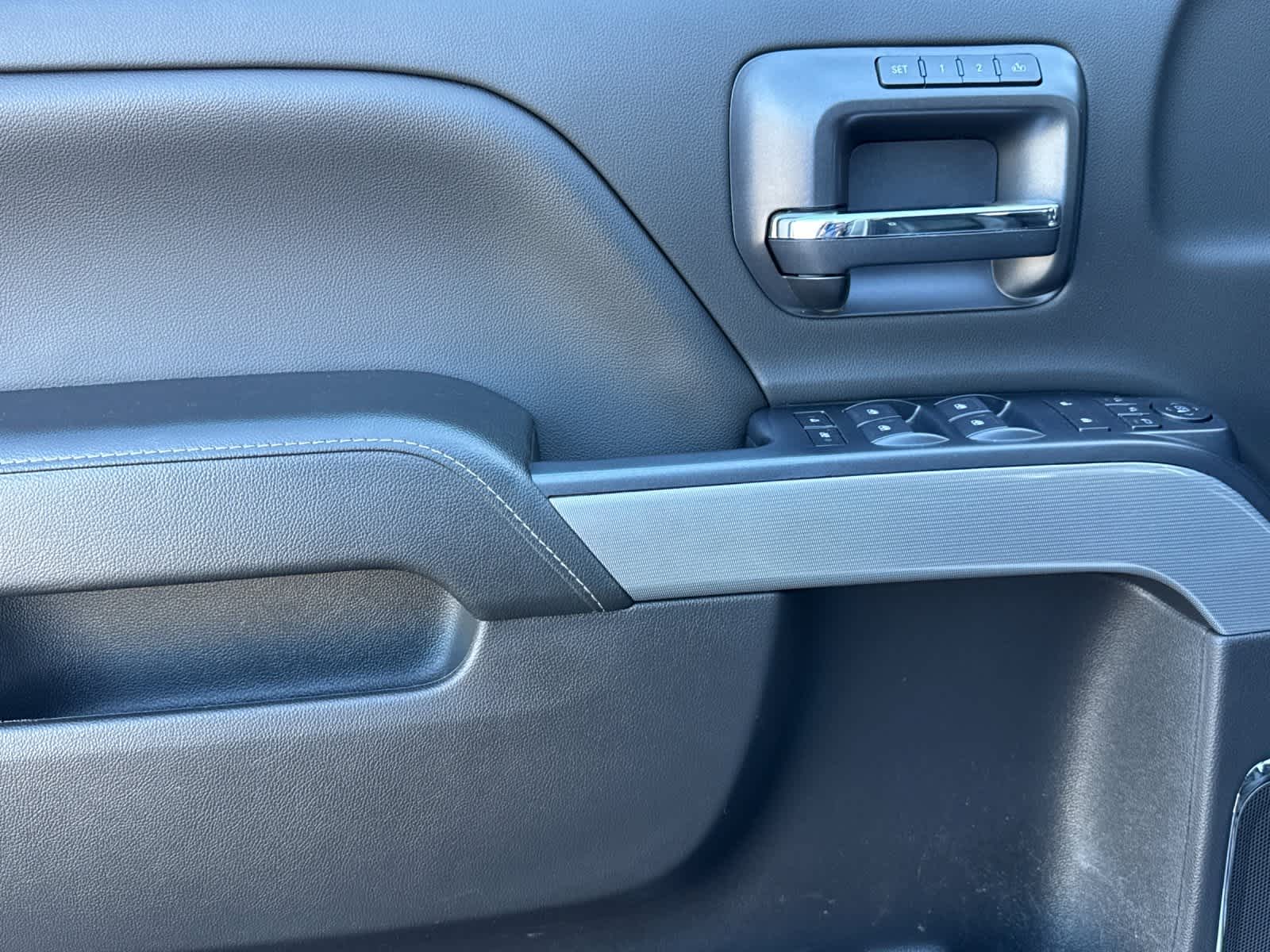 Thumbnail: 2019 Chevrolet Silverado 2500 - 12