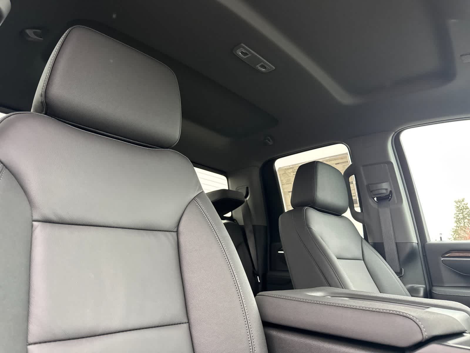 Thumbnail: 2026 Chevrolet Silverado 2500 - 16