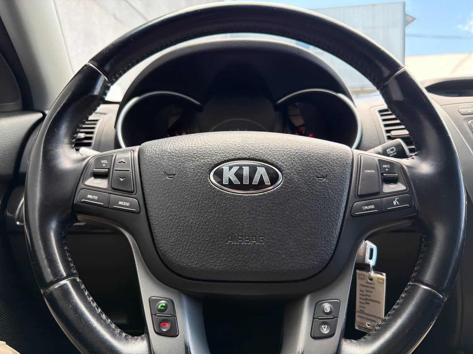 Thumbnail: 2015 Kia Sorento - 23