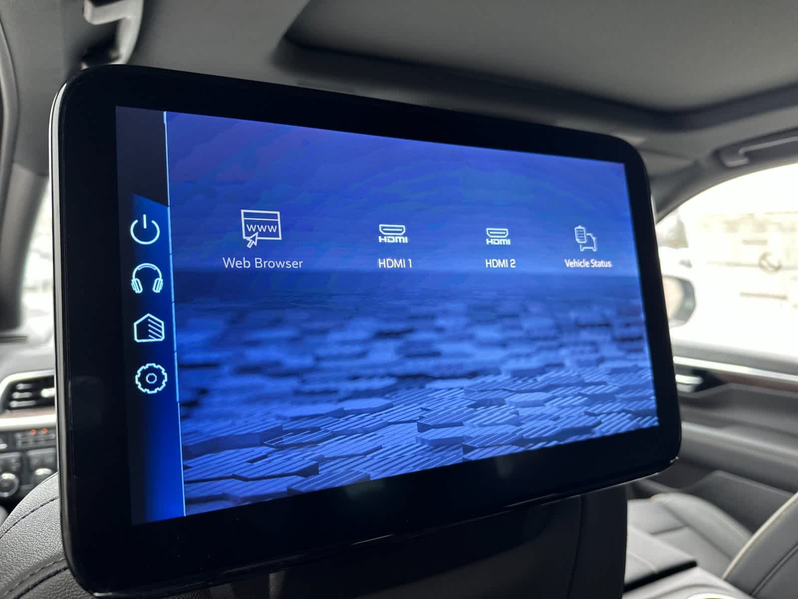 Thumbnail: 2026 Chevrolet Tahoe - 16