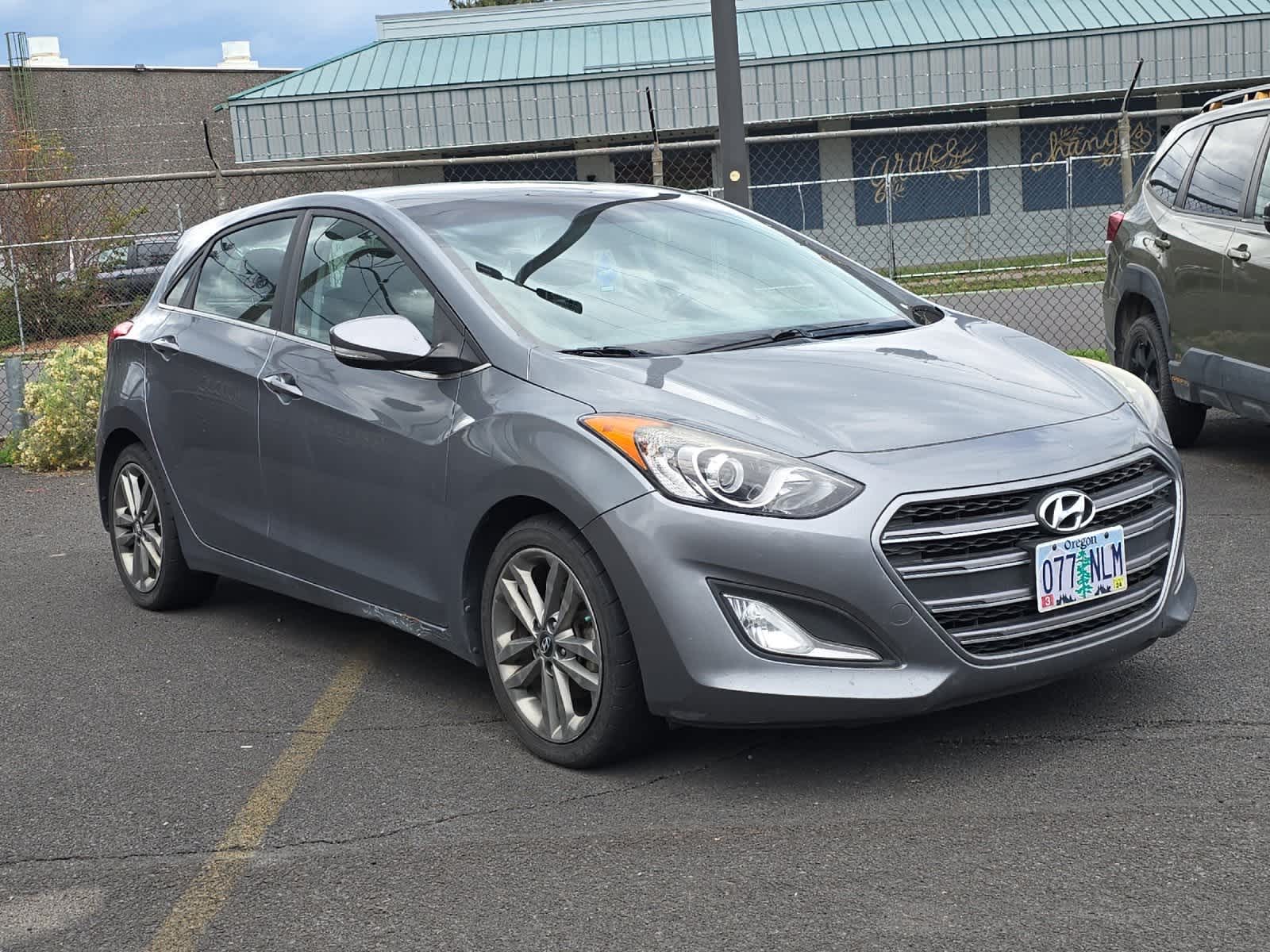 Thumbnail: 2016 Hyundai Elantra - 3