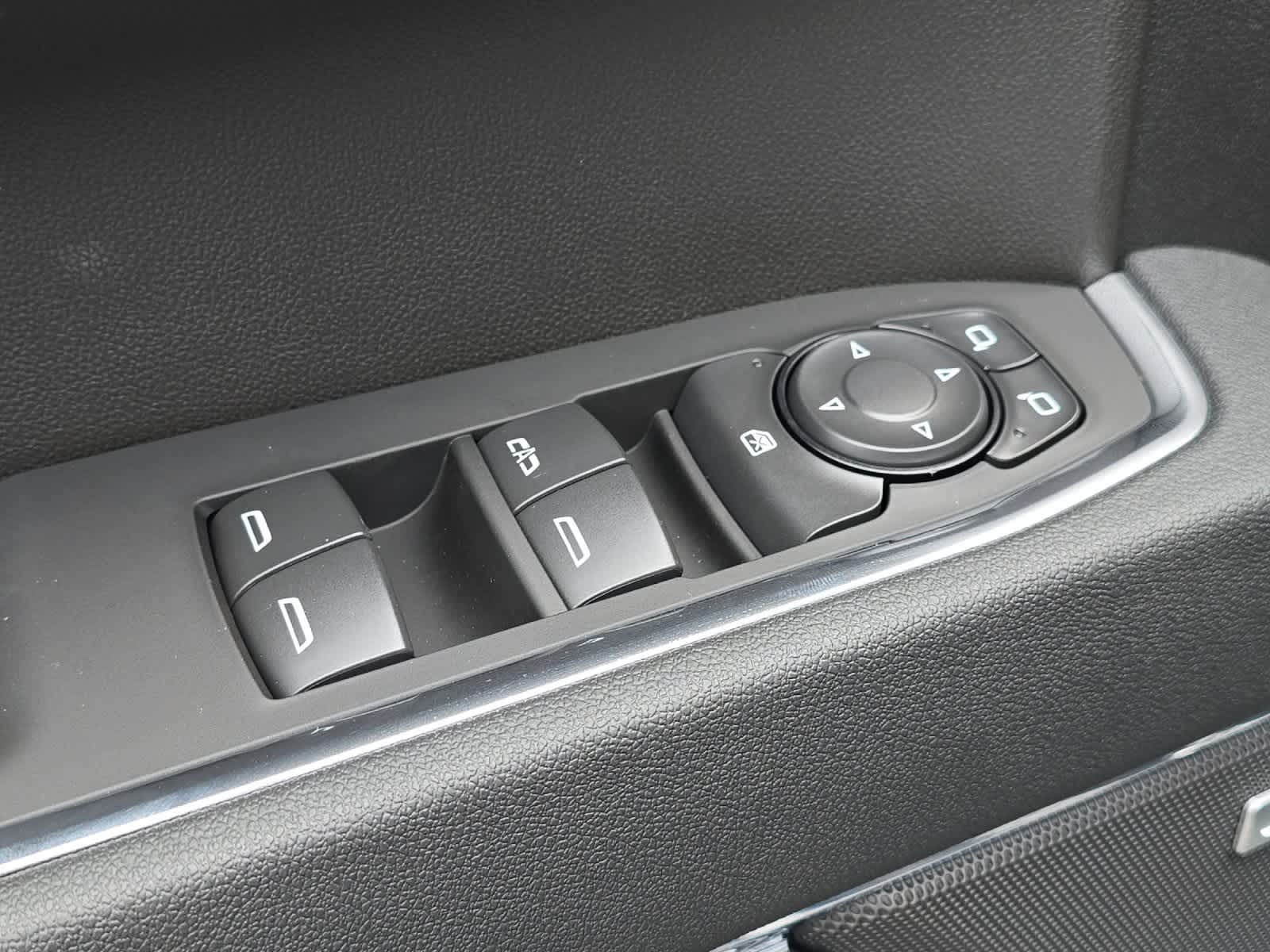 Thumbnail: 2026 Chevrolet Silverado 1500 - 13