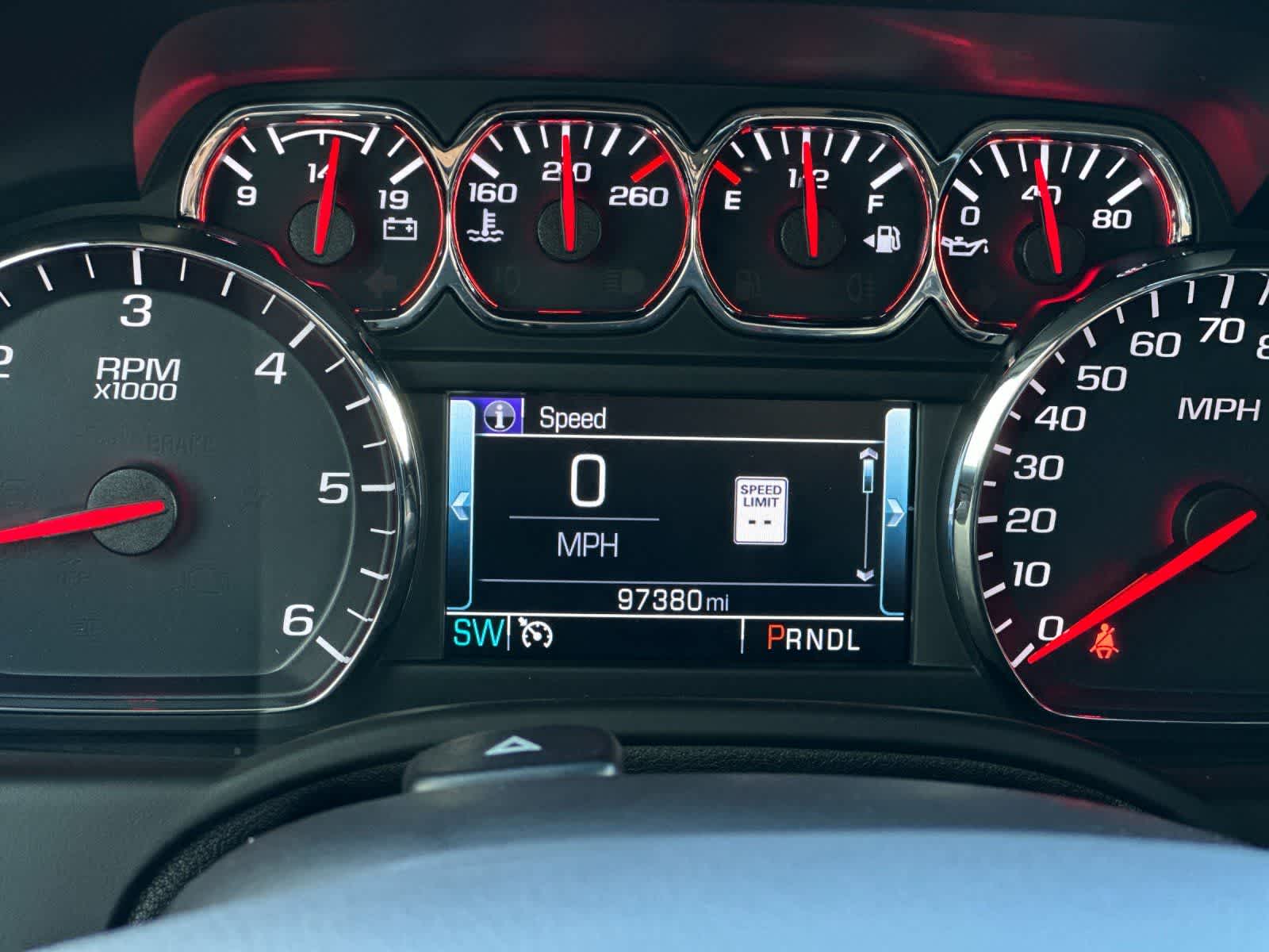 Thumbnail: 2018 Chevrolet Tahoe - 27