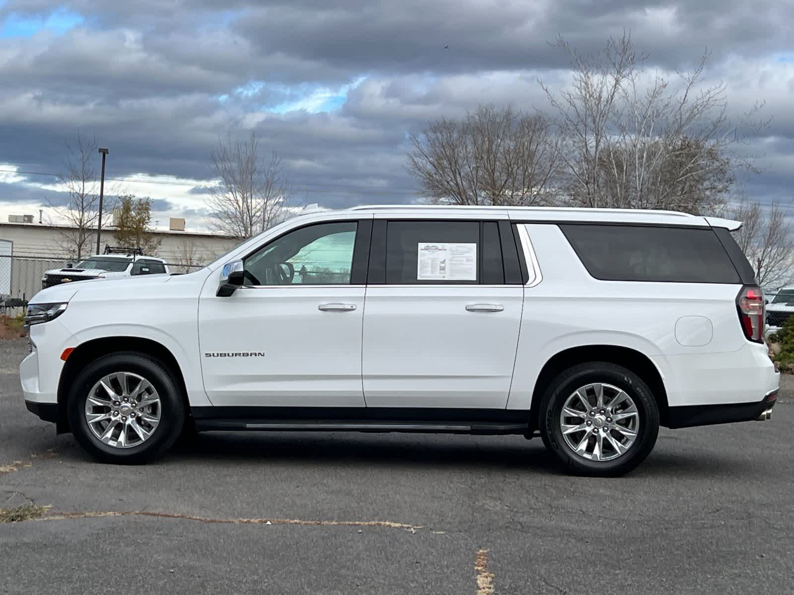 Thumbnail: 2023 Chevrolet Suburban - 5