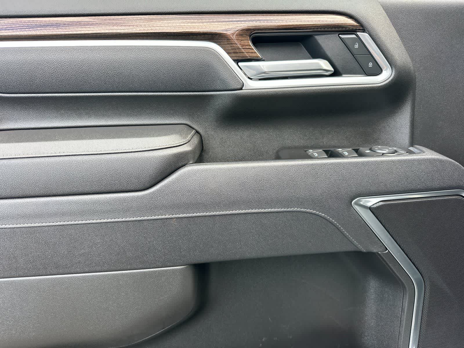 Thumbnail: 2025 Chevrolet Silverado 2500 - 12