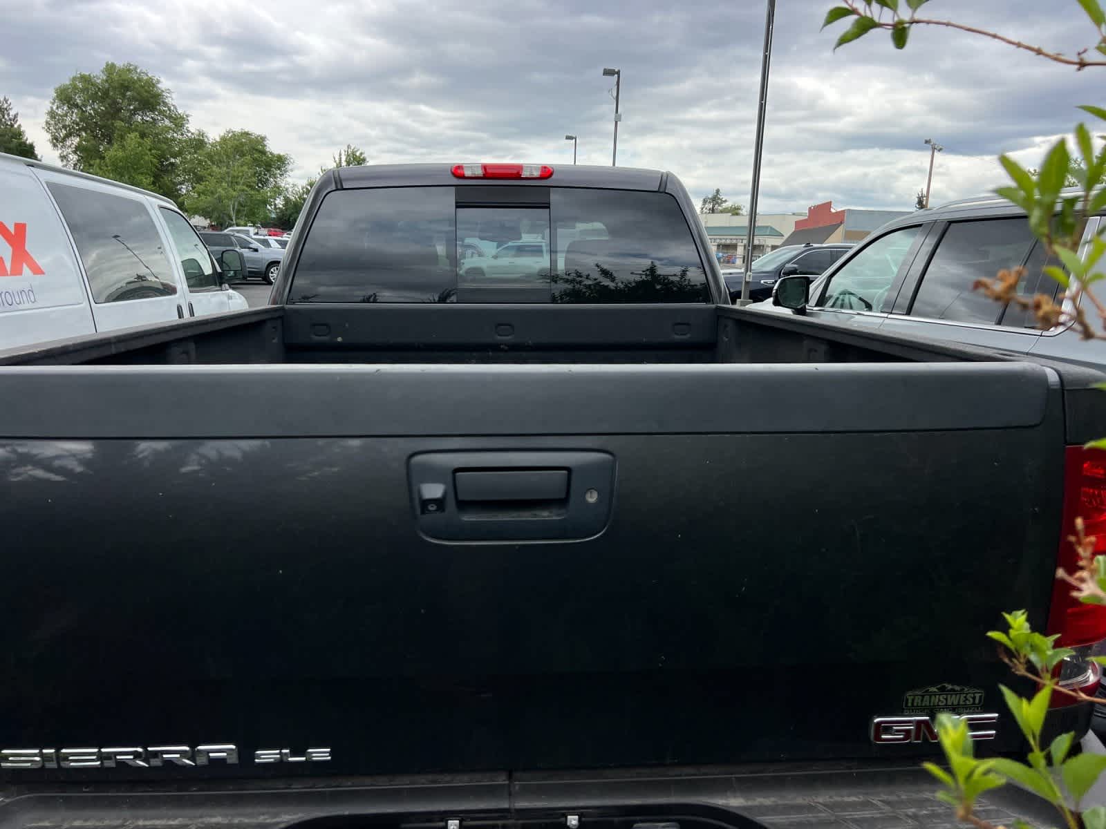 Thumbnail: 2011 GMC Sierra 2500 - 4