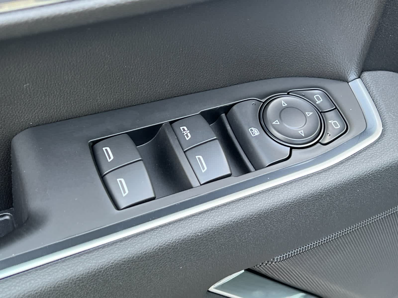 Thumbnail: 2026 Chevrolet Silverado 1500 - 13