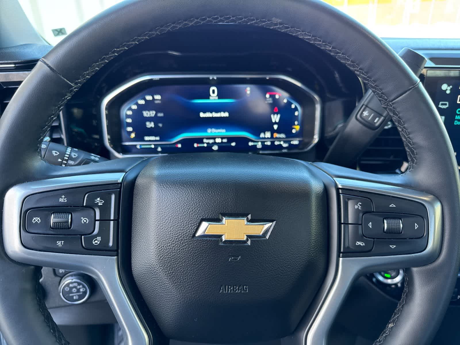 Thumbnail: 2024 Chevrolet Silverado 3500 - 21